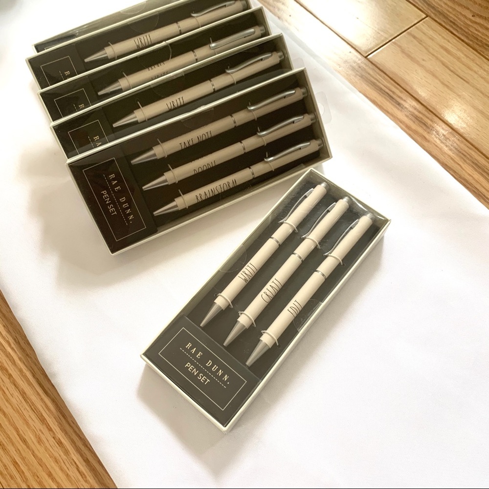 LAST 1‼️- FREE with bundles Rae Dunn Pen set